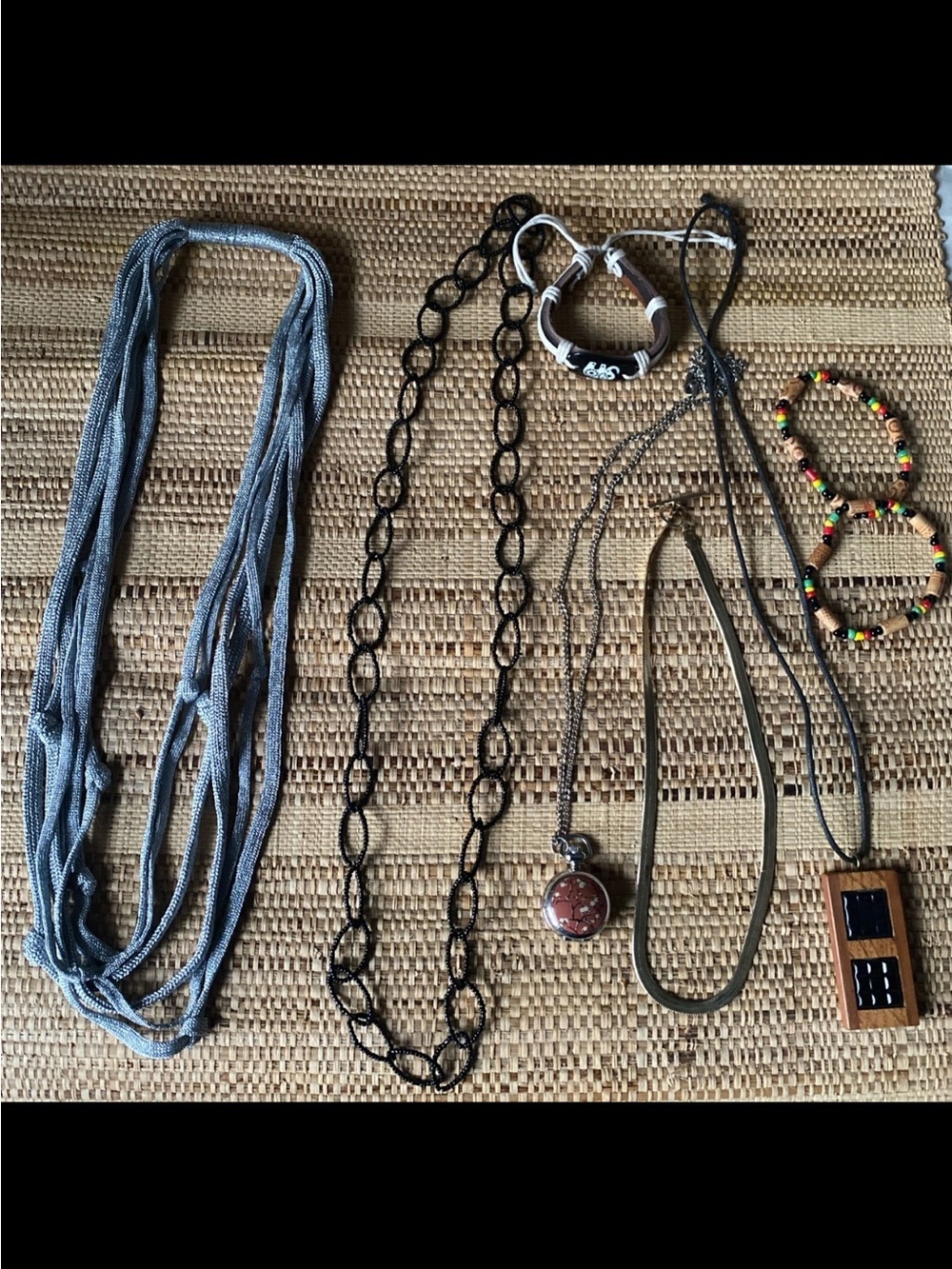 Mixed Women’s Necklace and Bracelet Lot